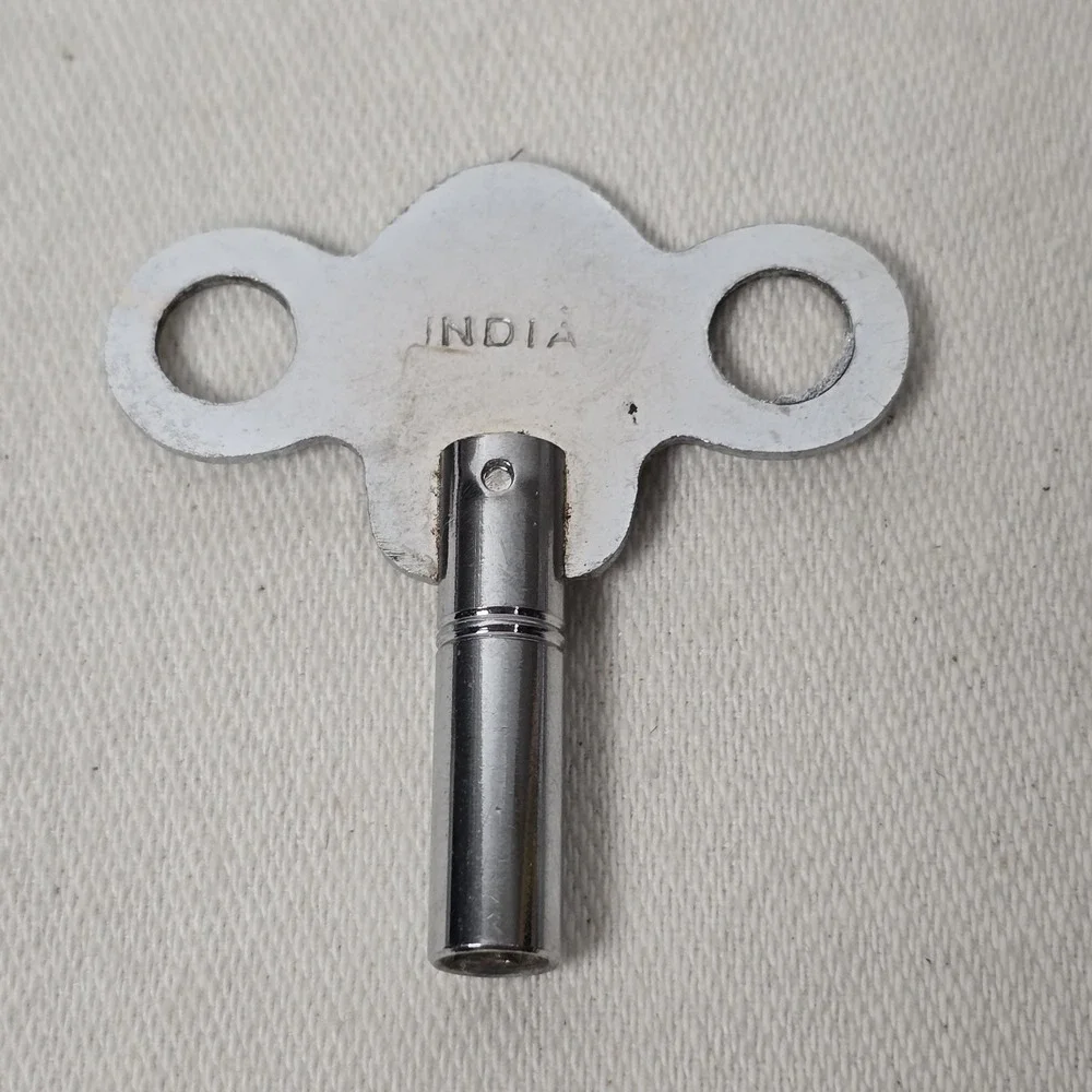 Vintage‎ Clock Key Size 5 or 3.50mm
